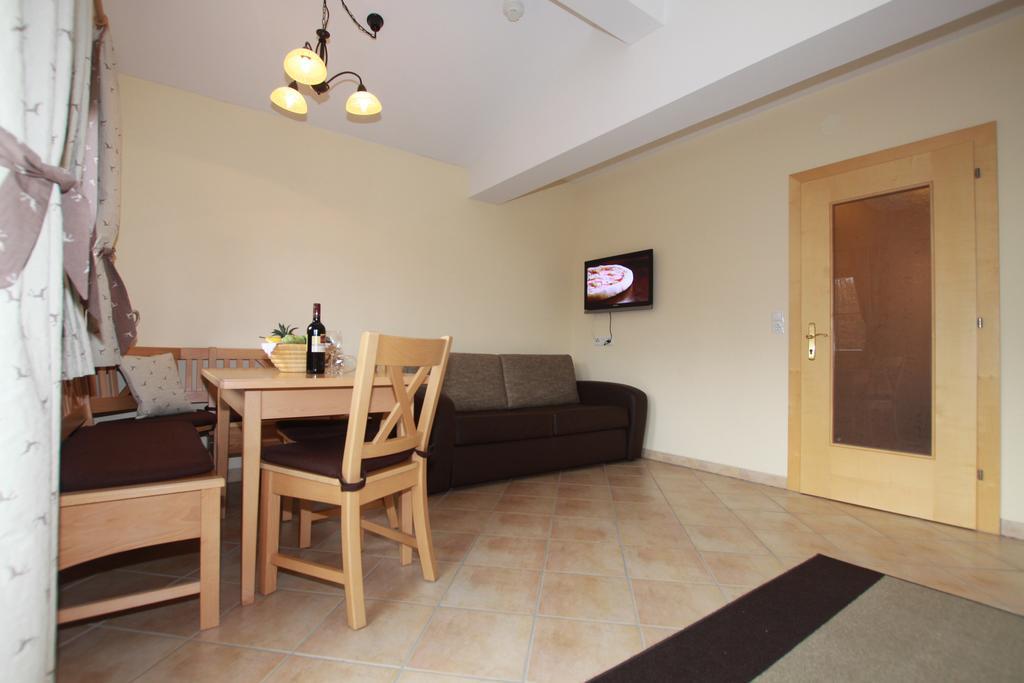 Pension Edelweiss Breitenbach am Inn Екстериор снимка