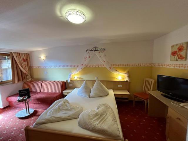 Pension Edelweiss Breitenbach am Inn Екстериор снимка