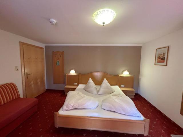 Pension Edelweiss Breitenbach am Inn Екстериор снимка