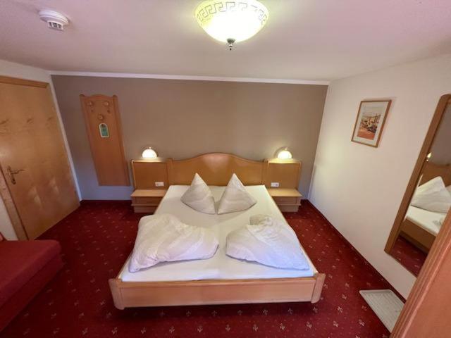 Pension Edelweiss Breitenbach am Inn Екстериор снимка