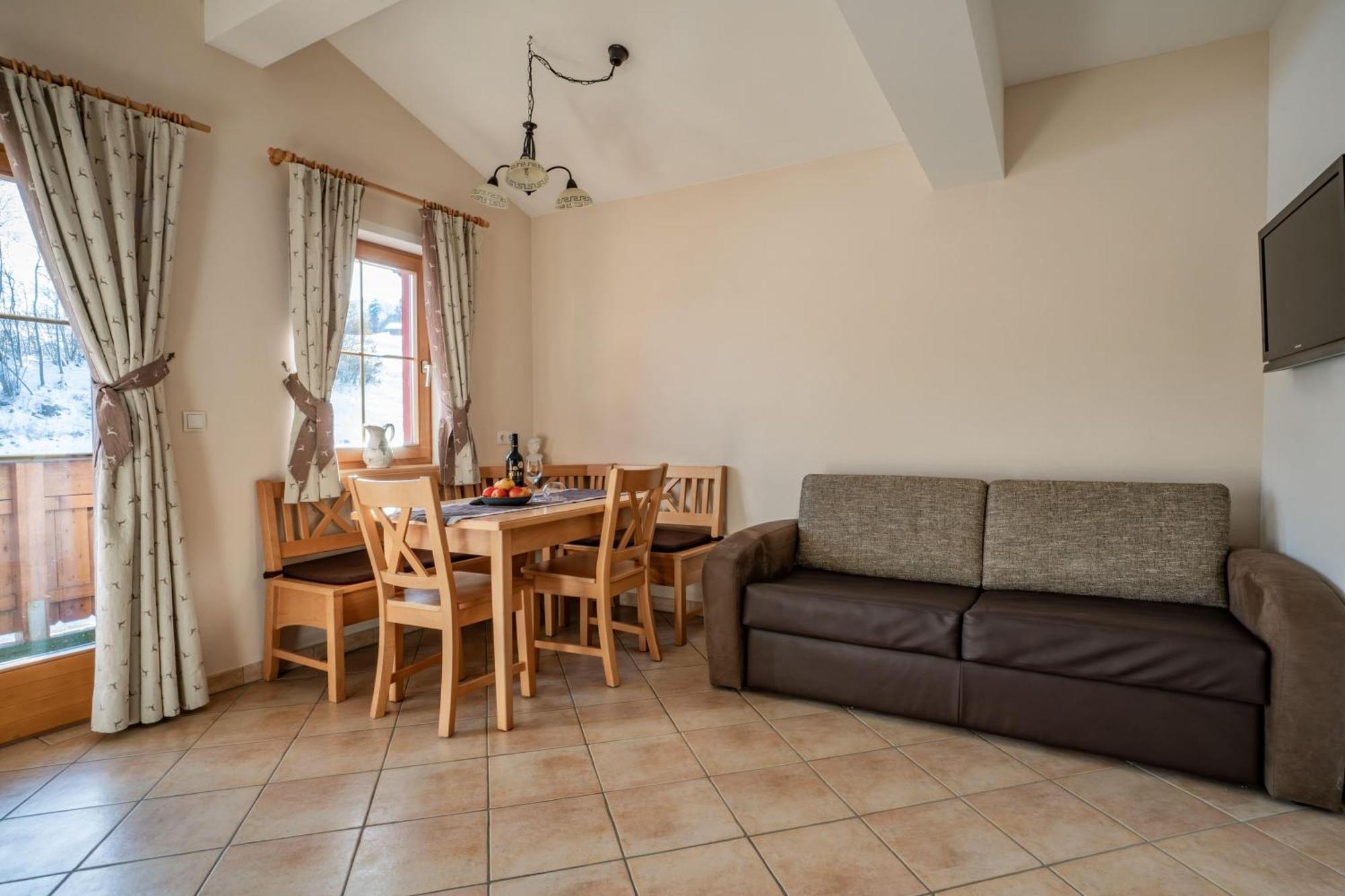 Pension Edelweiss Breitenbach am Inn Екстериор снимка
