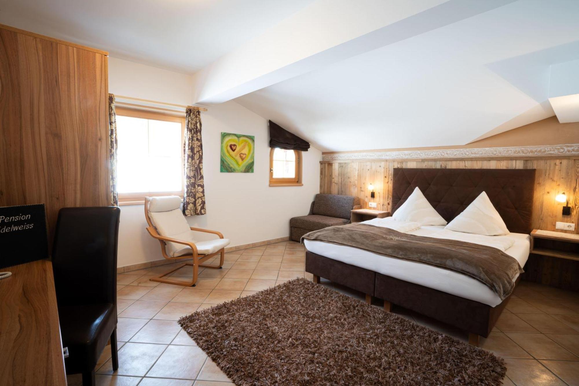 Pension Edelweiss Breitenbach am Inn Екстериор снимка