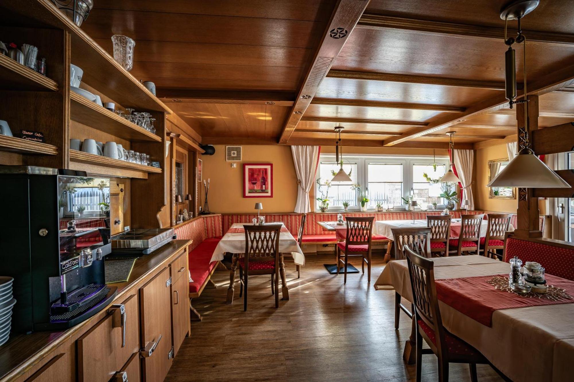 Pension Edelweiss Breitenbach am Inn Екстериор снимка