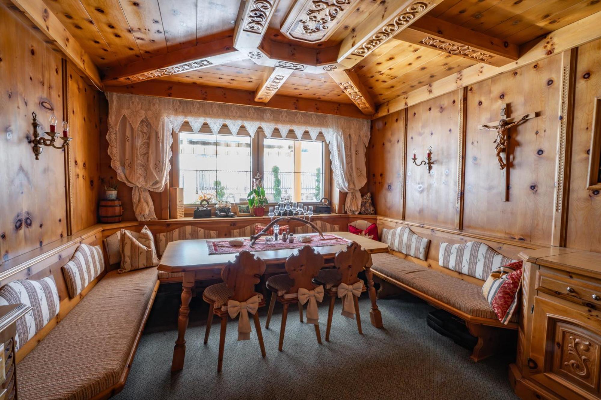 Pension Edelweiss Breitenbach am Inn Екстериор снимка