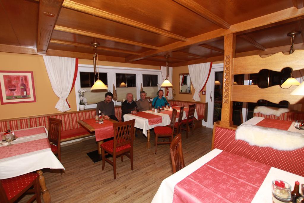 Pension Edelweiss Breitenbach am Inn Екстериор снимка